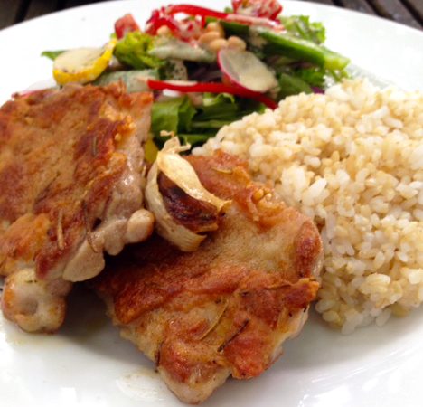 お食事は名物の淡路鯛を1度ではなく2度も味わうことができる”鯛めし＆ひつま鍋”のご昼食と、明石・淡路の「天・地・海」を存分に満喫するツアー