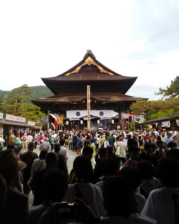 数々の観音巡礼を満願された御礼参りをされてきました